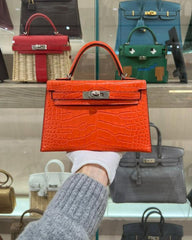 HERMÈS SHOCKING MATTE MISSISSIPPIENSIS ALLIGATOR MINI KELLY II – PALLADIUM HARDWARE