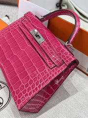 HERMÈS SHOCKING MATTE MISSISSIPPIENSIS ALLIGATOR MINI KELLY II – PALLADIUM HARDWARE